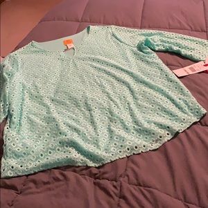 ✔️Women’s ruby red blouse